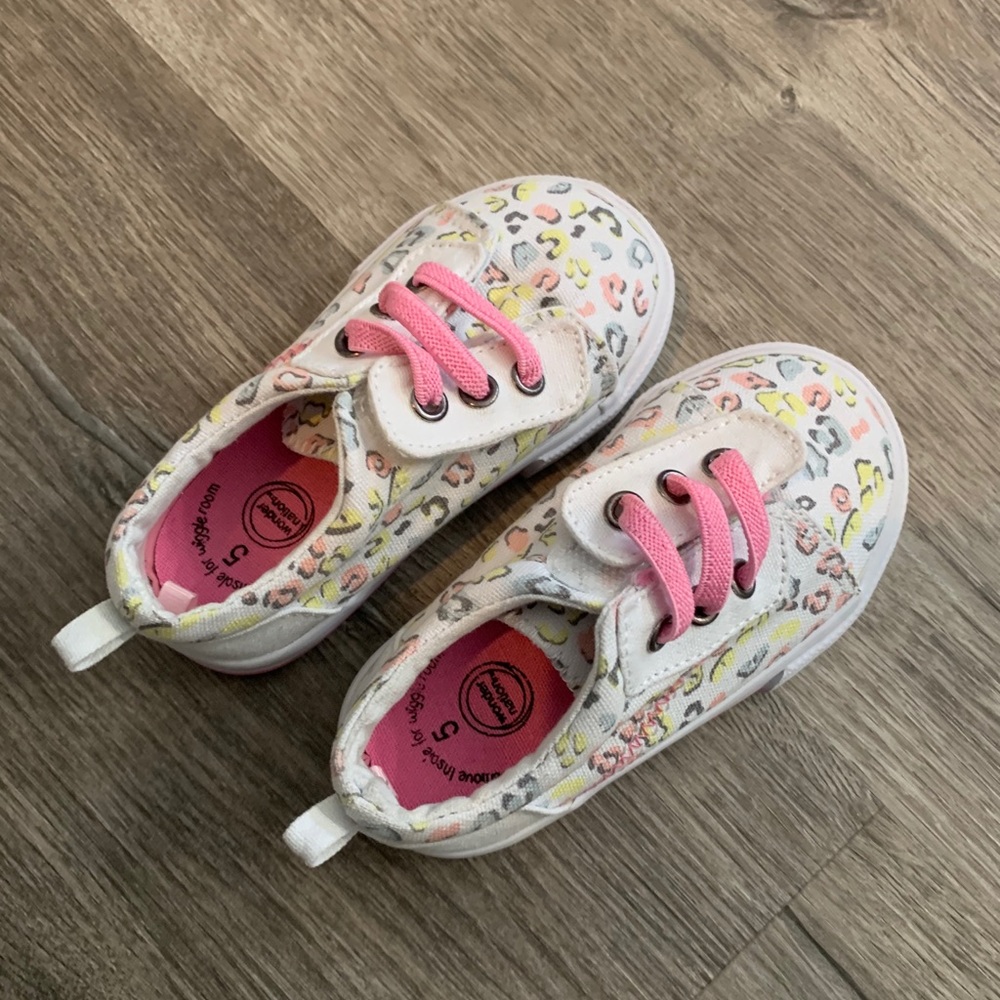 Kids’ sneaker Wonder Nation size 5